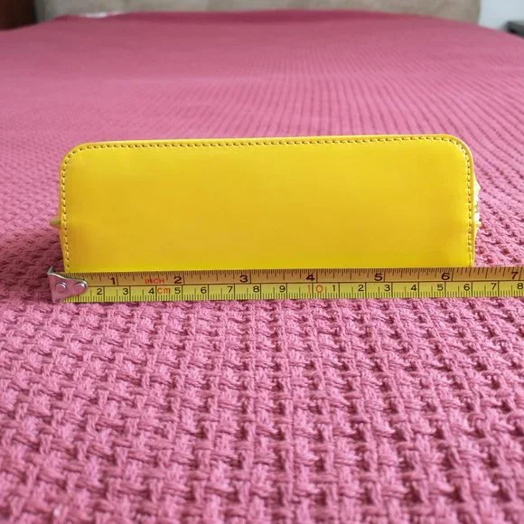 Paul Smith NWOT No 9 Women's Yellow Leather Cosmetic Bag Clutch with box - Picture 4 of 16